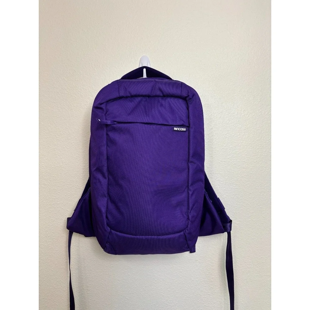 Incase Purple Laptop Backpack Padded Sleeve Deluxe Pockets Macbook 17